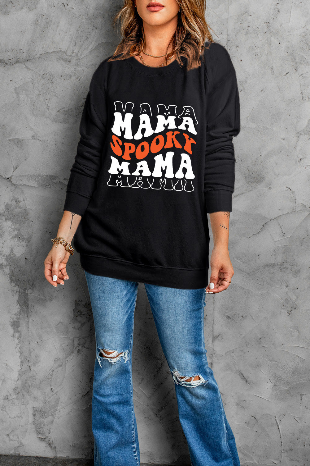 Round Neck Long Sleeve SPOOKY MAMA Sweatshirt