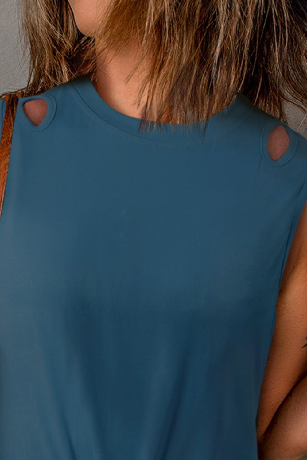 Twisted Hem Cutout Round Neck Tank