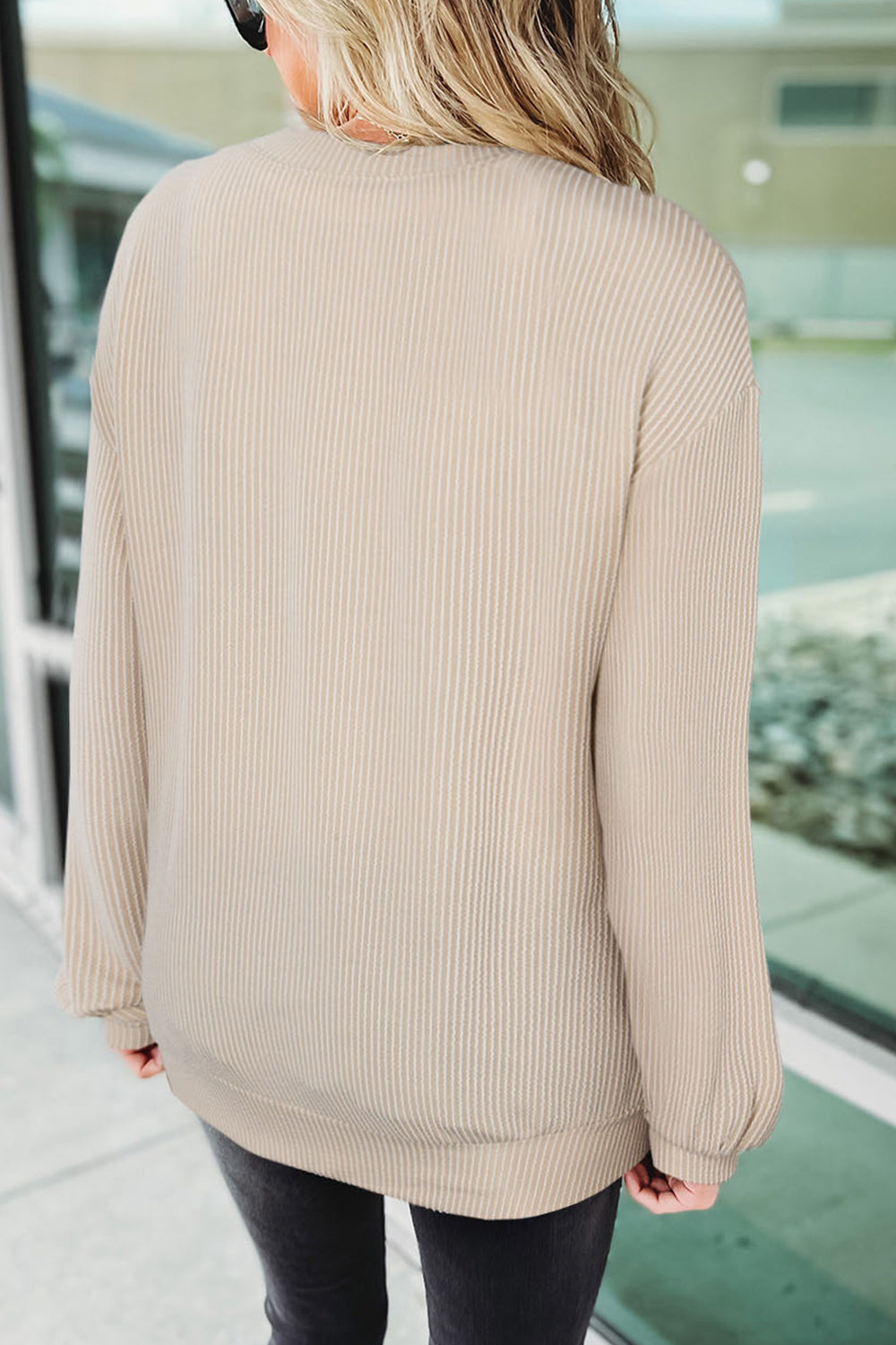 Ribbed Round Neck Long Sleeve Graphic Sweatshirt