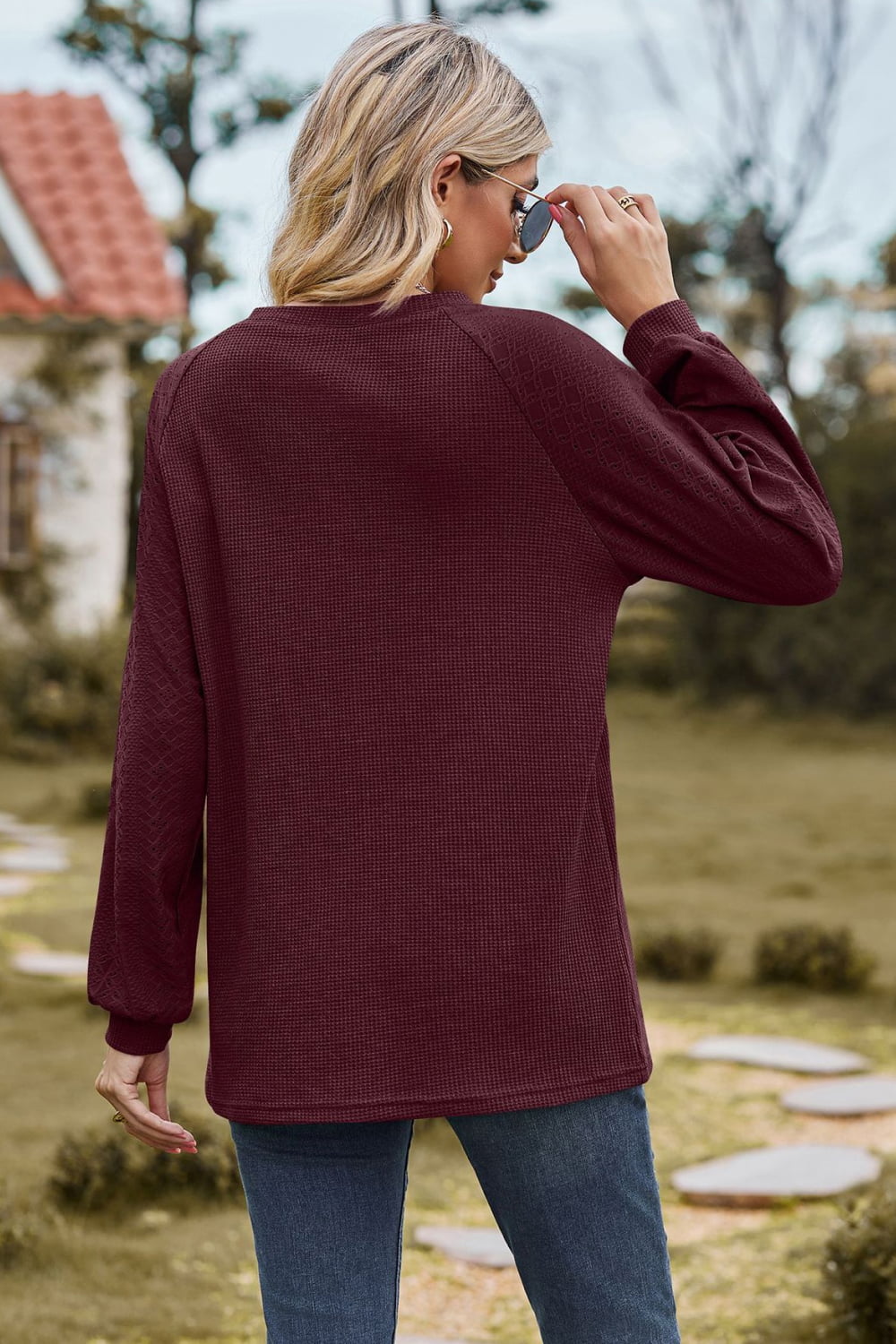 Round Neck Raglan Sleeve Sweatshirt