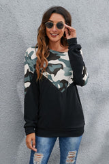 Camouflage Round Neck Long Sleeve Sweatshirt