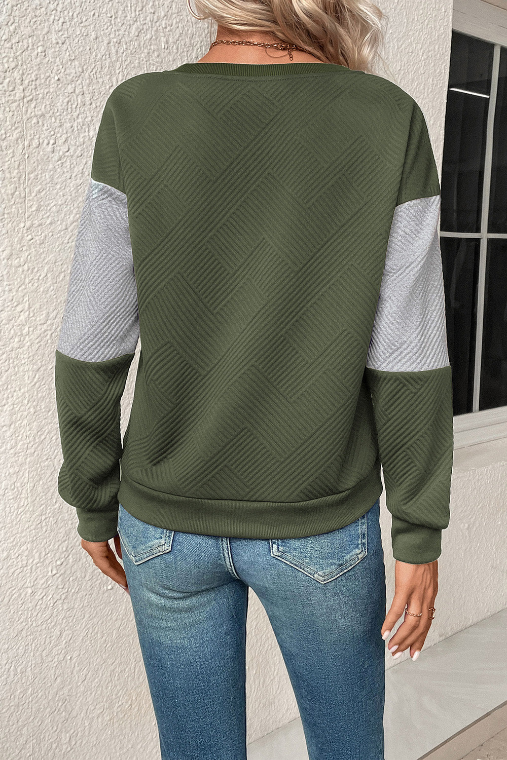 Textured Color Block Round Neck Sweatshirt